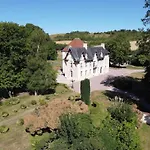 Chateau Du Mesnil Soleil , Domaine De Charme Et D'hotes