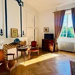 Chateau Du Mesnil Soleil , Domaine De Charme Et D'hotes بيت للعطل