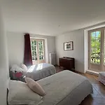 Chateau Du Mesnil Soleil , Domaine De Charme Et D'hotes Damblainville