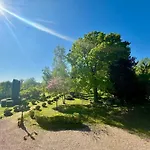 Chateau Du Mesnil Soleil , Domaine De Charme Et D'hotes Casa vacanze Damblainville