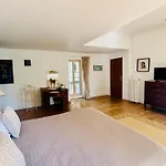 بيت للعطل Chateau Du Mesnil Soleil , Domaine De Charme Et D'hotes