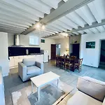 Chateau Du Mesnil Soleil , Domaine De Charme Et D'hotes