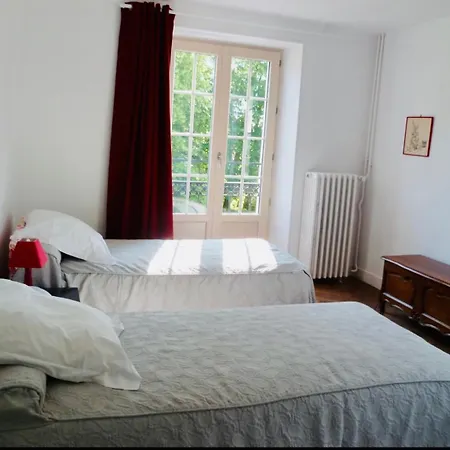 Chateau Du Mesnil Soleil , Et D'hotes