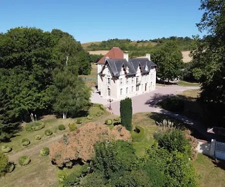 Chateau Du Mesnil Soleil , Domaine De Charme Et D'hotes