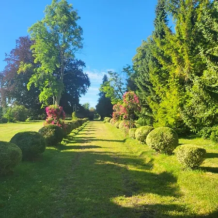 Holiday home Chateau Du Mesnil Soleil , Domaine De Charme Et Chambres D'Hotes *