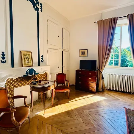Chateau Du Mesnil Soleil , Domaine De Charme Et D'hotes Casa vacanze