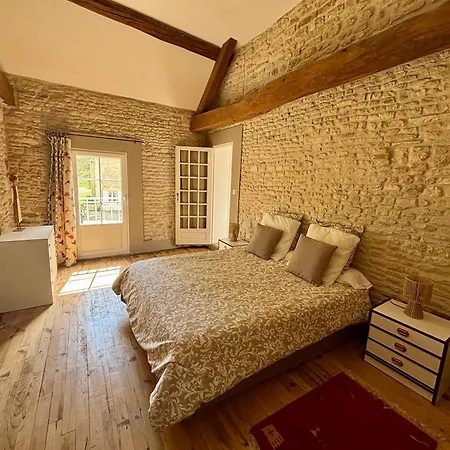 Chateau Du Mesnil Soleil , Domaine De Charme Et D'hotes Ferienhaus