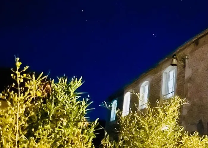 Chateau Du Mesnil Soleil , Domaine De Charme Et D'hotes *