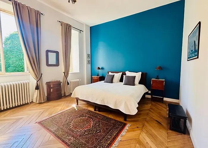 Château Du Mesnil Soleil , Et D'hôtes Hébergement de vacances *