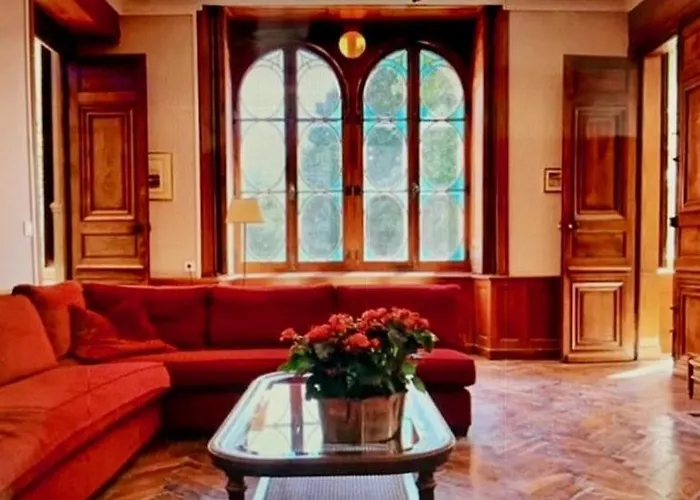 Chateau Du Mesnil Soleil , Domaine De Charme Et D'hotes Ferienhaus