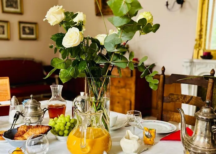 Hébergement de vacances Château Du Mesnil Soleil , Et D'hôtes *