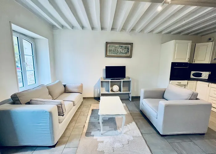 Chateau Du Mesnil Soleil , Domaine De Charme Et D'hotes Ferienhaus Damblainville